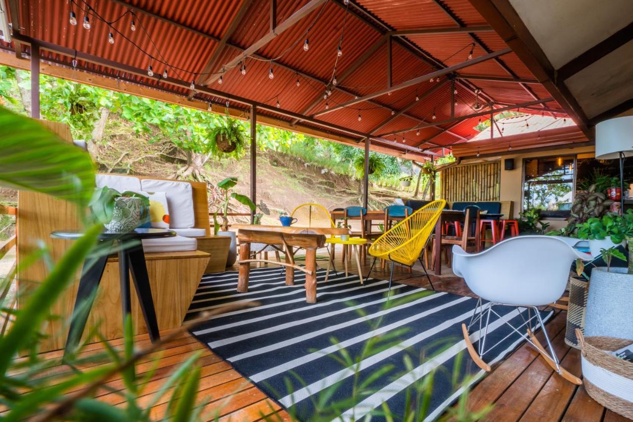 Surf Synergy All-Inclusive Surf Retreat Jacó Buitenkant foto