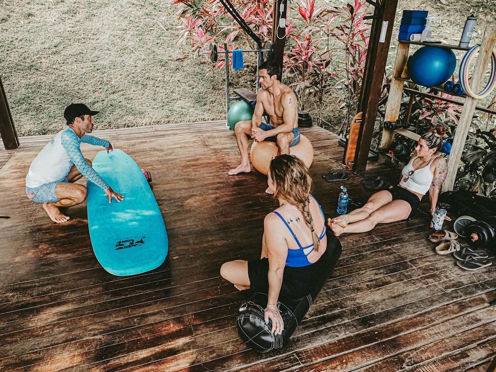 Surf Synergy All-Inclusive Surf Retreat Jacó Buitenkant foto