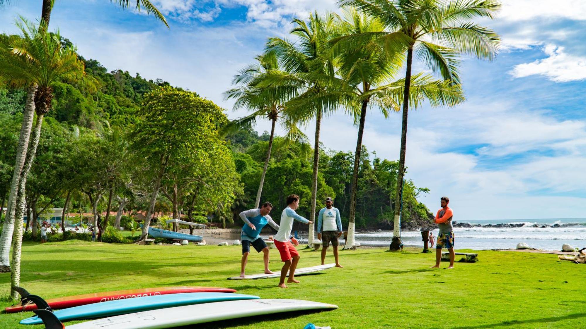 Surf Synergy All-Inclusive Surf Retreat Jacó Buitenkant foto