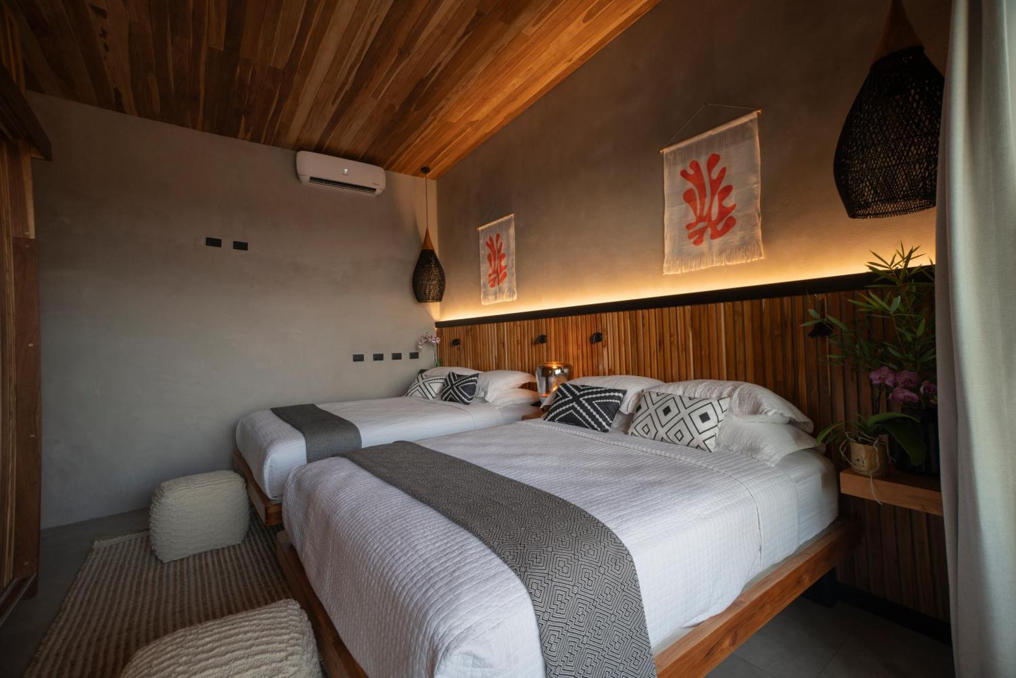 Surf Synergy All-Inclusive Surf Retreat Jacó Buitenkant foto